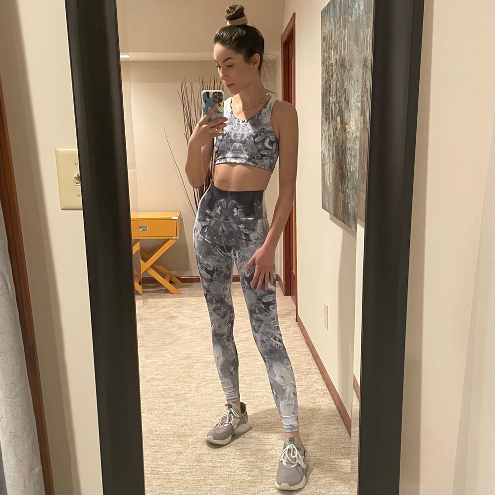 Grey white workout set S leggings and top unique
